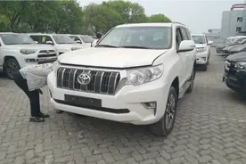 22款霸道4000六缸，天窗后挂九气囊，150升大油箱视频封面