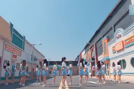 SNH48，GROUP《怦然心动》MV舞蹈版。