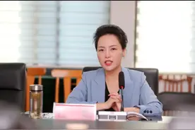 商丘广播电视台举行

庆祝第22个中国记者节座谈会！谈感受话发展视频封面