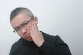 东北大叔在昆明买的电动车被扣，还被罚500块，他居然说自己该罚视频封面