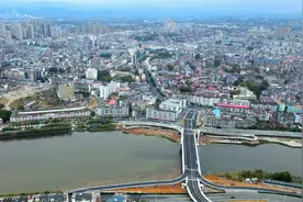 航拍将军县赣州兴国，80多万人口大县，城建在赣州能排前5位吗视频封面
