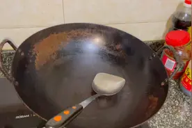 做云南红豆酸菜汤家人最喜欢吃了