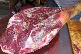 这样的国产火腿实力比拼外国货，整腿可以生吃，不愧是宣威名腿