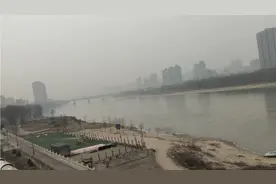 山西保德县与陕西府谷县，被黄河隔开，中华文明，源远流长！浮雕