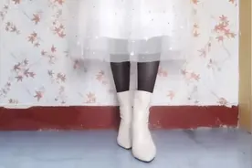 【甜心穿搭日常】白色长裙配白色短靴～