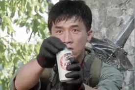 成龙的每部动作电影都是高难度动作，据说因为这部戏身上骨折多处
