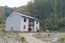 体重200斤山东大哥，来井冈山打造悠然山村生活，2个月后减肥30斤视频封面