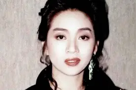 梅艳芳在最后一场演唱会上，穿着婚纱含泪倒在了刘德华怀里视频封面