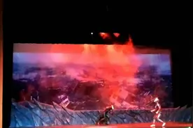 奥特曼舞台剧:父与子[正版授权]精彩片段8(现场拍摄)视频封面