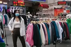 实拍广州白云区地摊最旺的一条街，城管不来摆摊是免费的月入过万