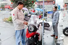 豪爵铃木GW250、DL250到货，2023年版，大气稳重，不愧为摩旅神车