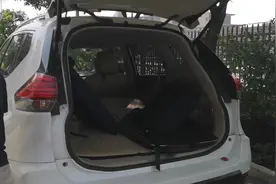 奇骏suv后备厢改造成床车睡觉