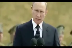 俄罗斯总统开会期间，开心笑的像个孩子，战斗民族柔情的一面