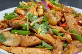 厨师长教你鸡腿的新做法，步骤详细，嫩滑入味下酒又下饭，收藏了