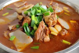 特色魔芋炖土鸡最好吃的做法，鲜嫩入味，一上桌，全家人抢着吃视频封面