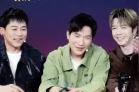 陈楚生苏醒王栎鑫上直播，仨人到底是去搞笑还是团建，商家懵了视频封面