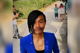 蓝色妖姬视频封面