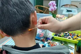 路边“捡到一个受伤不愿意上学的孩子”后续…视频封面