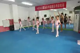 7岁宝贝挑战中国舞八级，考级到底有用吗？