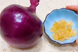 洋葱加冰糖煮水喝，原来作用这么厉害，很多人还不知道，长知识了