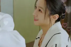 男孩子住在别人家里要保好自己视频封面