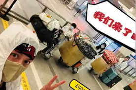 中国越来越强大！吴尊携一家四口从文莱🇧🇳飞到中国🇨🇳，定居中国！视频封面