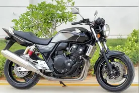 CB400 电喷4代 💰两万多视频封面