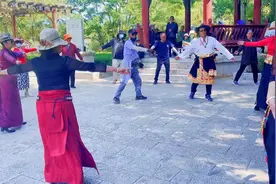 曾师30年前所讲的话已经一步一步在兑现了，到目前为止已基本实现视频封面