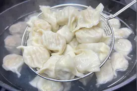 夏天要多给孩子吃这馅的饺子，调馅配方教会你，鲜美爆汁，太香了