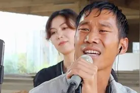 云南网红顶呱呱小哥，翻唱一首《与你到永久》爆火视频封面