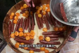 按粉丝要求：把我摆摊糯米饭.泡米到蒸的详细做法分享给大家.