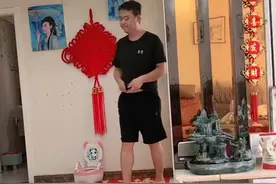 30块钱不得花一个月嘛