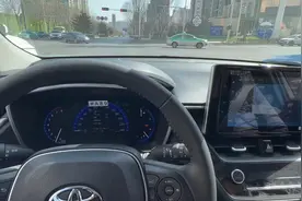 高原首试：卡罗拉锐放，2.0L比想象好