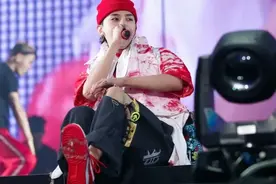 第10位：盘点权志龙最热门的十首音乐视频封面