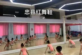 这学期的最后一天，五年级毕业了#舞蹈#成长#抖音小助手