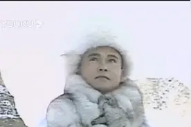 雪山飞狐中胡一刀的胡家刀法独步天下，苗人凤的苗家剑法天下无敌视频封面