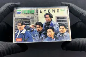 苹果牌 BEYOND 精选 KINN‘S MUSIC 1988年发行 原版磁带视频分享视频封面