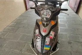 豪爵USR125简单介绍