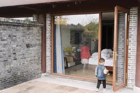 游开封清明上河园，酒店超级大床  外带后花园，环境杠杠的视频封面