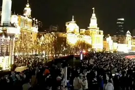 今年大学毕业生有1076万，这个数量级太庞大了不知道包不包括函授视频封面