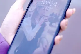 你知道为什么成年人很少发朋友圈了吗？视频封面