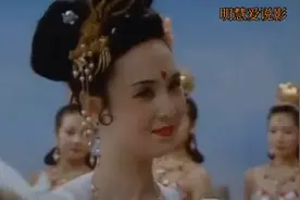 西游记插曲《嫦娥天宫舞曲》，配上仙子起舞画面，简直美到极致了