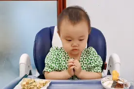 2岁宝宝挑食不爱吃饭，不打不骂用这种方法，轻松搞定乖乖吃饭视频封面