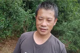 家人们，聊聊大家都是怎么撒肥料，小白撒肥料一身湿透了