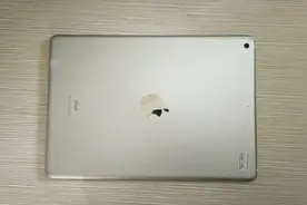 花1800买了台iPad 8，备用玩游戏真的香！视频封面