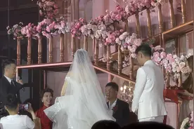 #幸福久久 林傲霏&徐梦迪婚礼敬改口茶#实拍婚礼现场