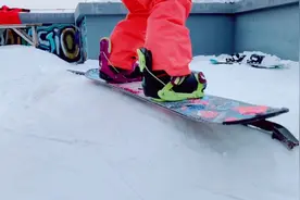 Tiantai Snowboarding视频封面