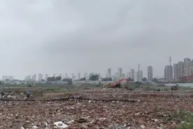 阜阳颍泉这一片拆迁区域至少十个足球场大，房价就是这样涨起来的视频封面