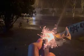 来看看大西炮比中西炮多猛，还是这个好玩，猛！