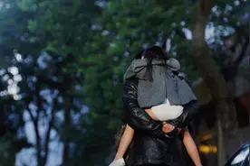 少年时看，哭啦，如今已为人父看，依然哭啦，比之……#重温经典